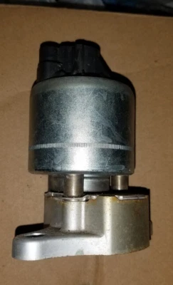 Válvula EGR 98-04 Isuzu Rodeo 3,2 L OEM # 17096178 (en diagrama de fotos #1) Foto 1 de 4