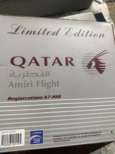 Qatar Amiri Boeing 747-8i Reg. A7-HHE von Phoenix Models Maßstab 1:200  - Bild 1 von 11