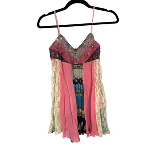 Babydoll mediano con lentejuelas de encaje boho hada etérea retazos vintage con sello húmedo - Imagen 1 de 5