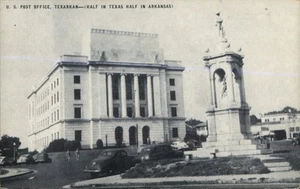 Texarkana,AR U.S. Post Office, Texas, Old Cars Miller County Arkansas Postcard - Picture 1 of 2