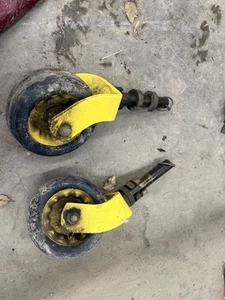 JOHN DEERE 51 52 BROOM GAUGE WHEELS YOKES AM127772 PAIR - Picture 1 of 4