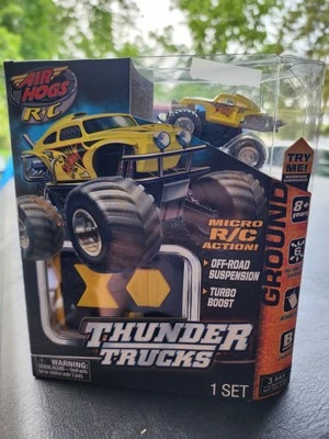 AIR HOGS THUNDER TRUCKS BAJA BEETLE MICRO RC TRUCK Chapman Racing TOMY 2009 - Image 1 of 3