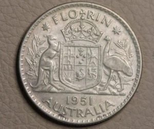 * 1951 SILVER FLORIN COAT OF ARMS NICE TONED PREDECIMAL COIN #FHJ17 - Picture 1 of 12