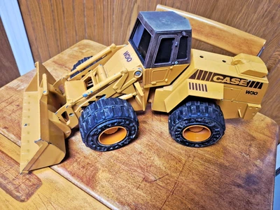 Cargador frontal vintage 1987 ERTL CASE W30 modelo de acero fundido a presión escala 1:16 Foto 1 de 4