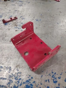 New Old Stock Toro Wheel Horse Mule Drive Bracket 101711 - Picture 1 of 2