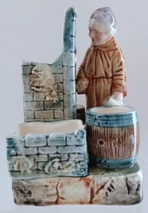 Pretty/Old Majolica Hooded Monk Match Striker in Excellent Condition - Picture 1 of 7