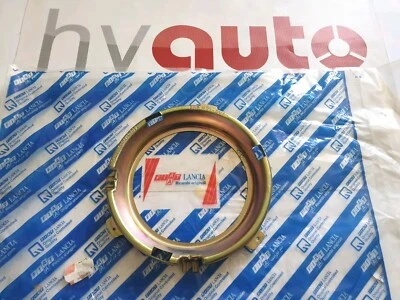 原版录音链接 车头灯 安装在 Lancia Stratos 4273550 内部 — 第 1/4 张图片