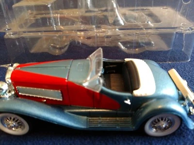 Vintage 1935 Duesenberg SS J 1:32 Scale Diecast Car Signature - Image 1 of 4