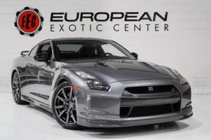 2010 Nissan GT-R Premium - Picture 1 of 38