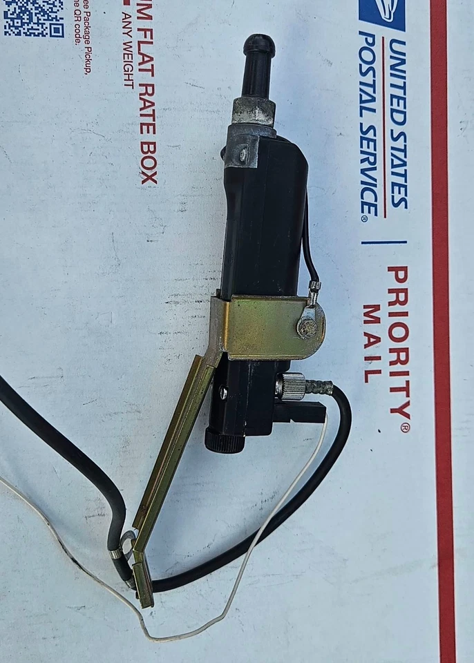 Подлинное основание антенны BMW E36 65 21 8 375 159 318is 328is 323is 325is Z3 - Изображение 1 из 4