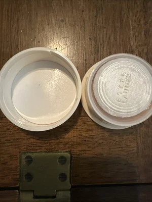 Estee Lauder Lucidity Translucent Loose Powder Medium -02 Retired VTG - Image 1 of 4