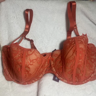 Sujetador Adore Me Dusana copa vieira push up balconette naranja quemado encaje lazo 36DD Foto 1 de 4