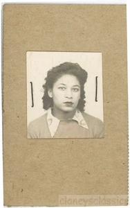 1945 Leola McCormick African American NJ Beauty School Student on Back - Picture 1 of 2