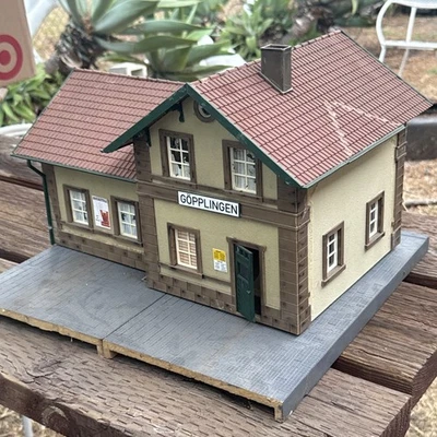 Piko G Scale Farmhouse with Base 63001 Goepplingen Train Station See Pics - Image 1 of 4