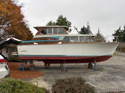 1962 Grandy Cabin Cruiser 27' - Image 1 of 4
