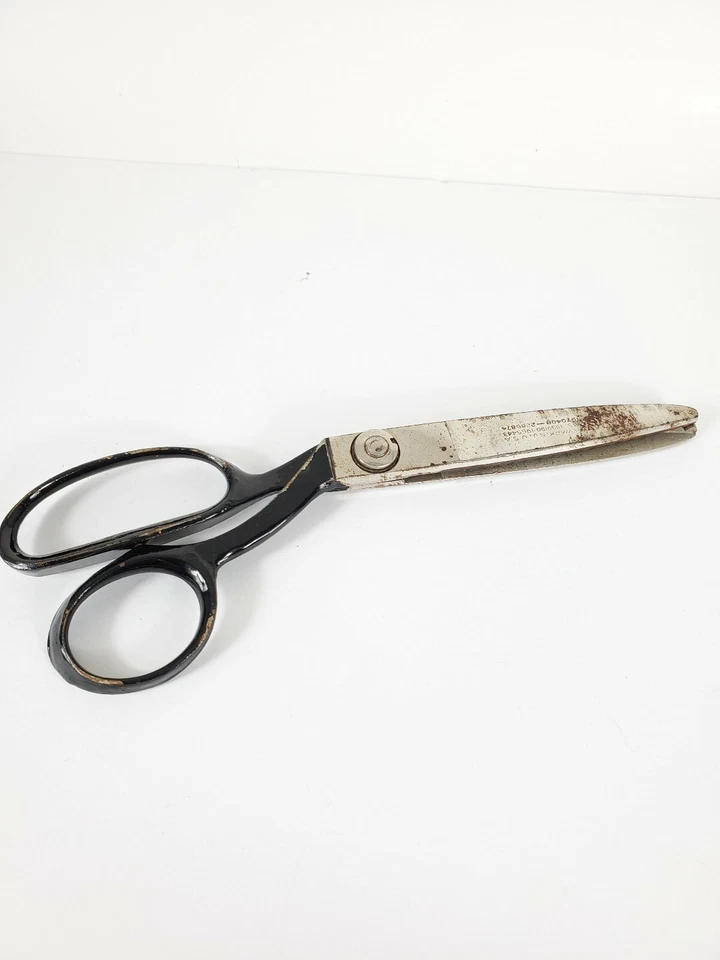Wiss 9" Pinking Shears Scissors #1959190 1965443 19700408 2286874 - Image 1 of 4