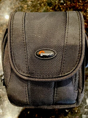 Lowepro Edit 100 Camcorder Camera Bag Black No strap - Image 1 of 4