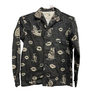 GANGSTERVILLE Mens Buttondown Shirt w/ Pinup Girls & Lip Prints. sz: S / Black - Picture 1 of 21