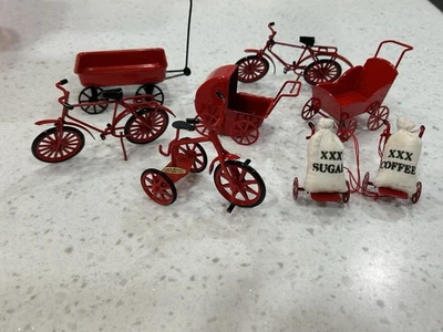 8件老式娃娃屋微型金属玩具-三轮车、马车、自行车、婴儿越野车 — 第 1/4 张图片