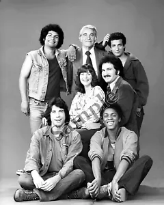 Foto del elenco de Welcome Back Kotter John Travolta 8 X 10 - Imagen 1 de 1