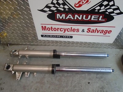 01 2001 Suzuki GSXR 600 horquillas delanteras rectas necesita sellos 51103-39F00 Foto 1 de 4