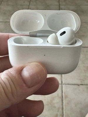 Apple AirPods Pro 2nd Generation Lightning with Right Airpod Only. As Is, Tested - Image 1 of 3