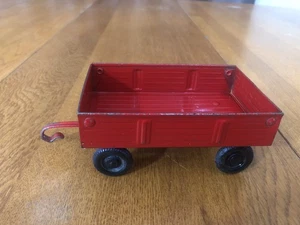 VINTAGE IH RED ERTL FARM WAGON UTILITY CART W/DUMP GATE USA PRESSED STEEL TOY - Picture 1 of 11