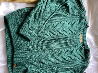 SUPERDRY SILK ROUTE CO JADE GREEN ARAN CABLE KNIT JUMPER 12 M 40 - Image 1 of 4
