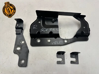 Land Range Rover Velar 2018-2025 - Juego de 4 soportes de montaje para guardabarros delantero derecho OEM Foto 1 de 4