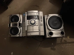 Sony Mini Hi-Fi System MHC-GX470 3-CD Changer w/ Subwoofer And Remote/Manual - Picture 1 of 6