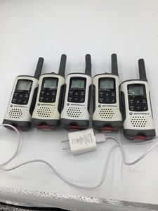 (5 Pack) Motorola T260TP Talkabout Two-Way Radio - White - Picture 1 of 9