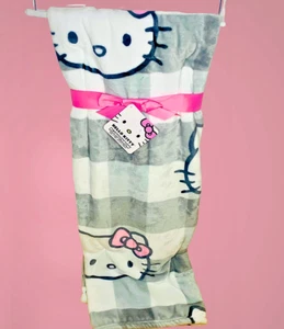 Sanrio Hello Kitty Plush Throw Blanket Grey Plaid Pink Bow KT Large 50"x70" NEW - Picture 1 of 7