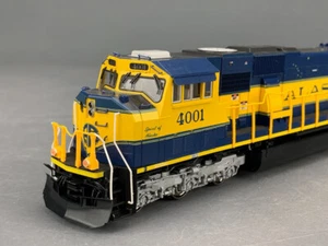 HO Kato 37-6453 EMD SD70MAC w/Nose Headlight Alaska #4001 DCC/Non-Snd HO649X - Picture 1 of 11