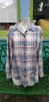 LizWear Women’s Long Sleeve Button Down Blue Plaid Shirt Size Small 100% Cotton - Image 1 of 3