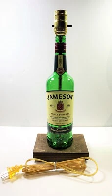 BILLS BOTTLE LAMPS Jameson Table Desk LAMP Bar Lounge Game Room Liquor Bottle Party Light Decor