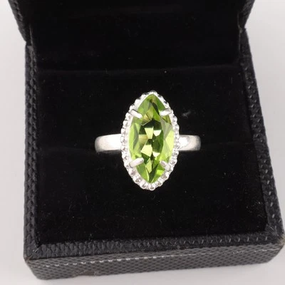 Peridot Gemstone 925 Sterling Silver Ring Handmade Jewelry Ring Gift For Love - Image 1 of 3