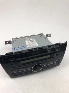 MITSUBISHI SPACE STAR MPV DGA Musik-Player ohne GPS 8701A538 2002 21905071 - Bild 1 von 4