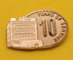 VINTAGE KODAK FILM SERVICE PIN THE EASTMAN COMPANY (RARE STYLE) - Picture 1 of 3