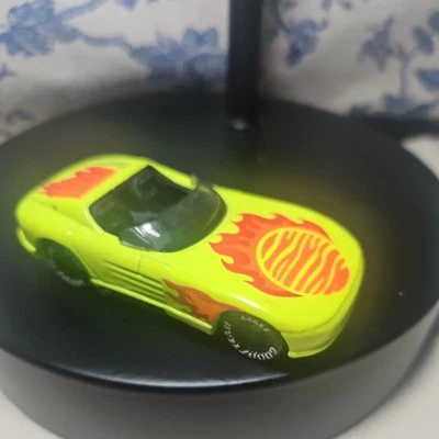 1990 Matchbox Sunburner DieCast Toy Car 1:58 Scale Neon Green Flames Sunburst - Image 1 of 4