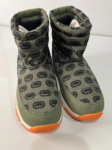 Ecko Unltd Big Kids Unisex Olive Green Quilted Fabric Boots, Big Kids US Size 3 - Picture 1 of 5