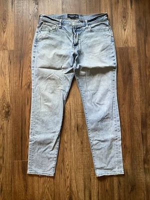 Abercrombie & Fitch Men’s Jeans Athletic Slim 34W 30L - Image 1 of 4