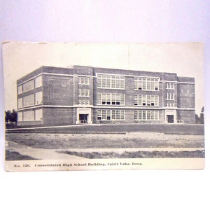 1914 SPIRIT LAKE IA HIGH SCHOOL PHOTO POSTCARD One Cent WASHINGTON POSTAGE STAMP - Picture 1 of 5