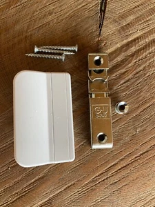GU Balkontürschnäpper 8-740 Balkontür Schnäpper mit PVC Griff und Schrauben Set! - Bild 1 von 2