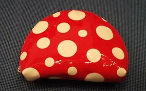 Yayoi Kusama Shiseido Red/White Polka Dot Pouch Cosmetic Bag Vinyl Ginza Tokio - Bild 1 von 5