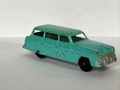 VINTAGE TOOTSIE TOY FORD COUNTRY SEDAN WAGON, - Image 1 of 4