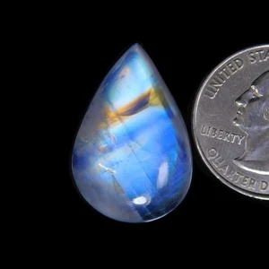 AAA Quality Rainbow Flashy Moonstone Cabochon Gemstone 27x18x8mm 29Cts - Picture 1 of 3