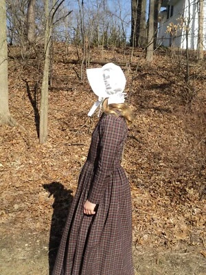 Ladies' White Cotton blend Pioneer 1800's sunbonnet costume - Image 1 of 2