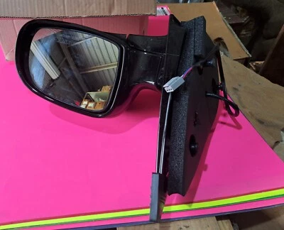 Power Door Mirror Right Side, Passengers Side 99-02 Ford Windstar 3331- 4081R - Image 1 of 4