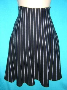 MAX STUDIO Damen Pullover STRICKROCK SCHWARZ mit WEISS dünnen STREIFEN S/M - Bild 1 von 4