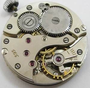 Alpina 595 Universal Geneve 262 watch movement for parts * fit 3 hands * - Picture 1 of 3